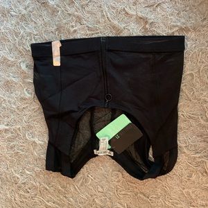 Forever 21 sports bra BRAND NEW